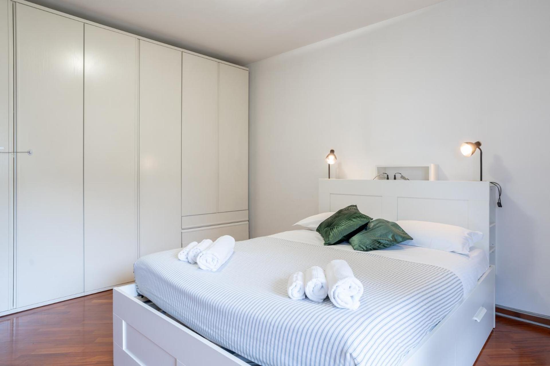 Spacious Bright Apartment Near City Center And Como Lake With Air Conditioning Lecco Eksteriør bilde