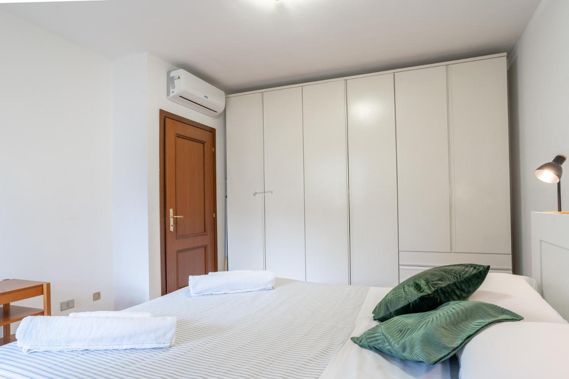 Spacious Bright Apartment Near City Center And Como Lake With Air Conditioning Lecco Eksteriør bilde